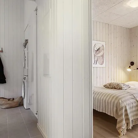 Villavilla 802 - Fjellerup, Ostjylland * Glesborg